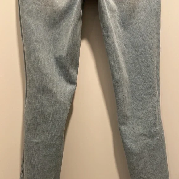 WOMEN BRAND NEW YMI JEANS - Picture 6 of 11